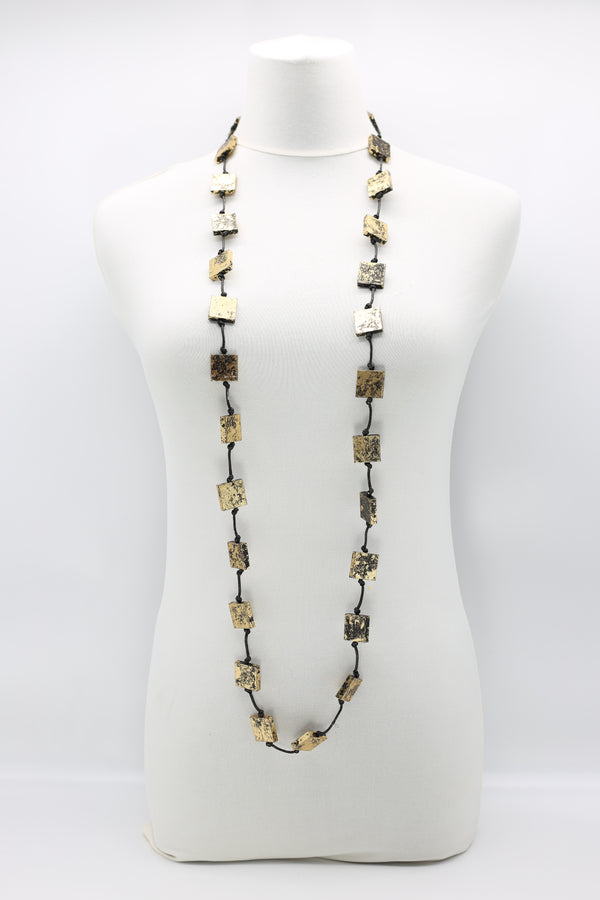 Single strand 2x2 cm Recycled wood square necklaces - hand gilded