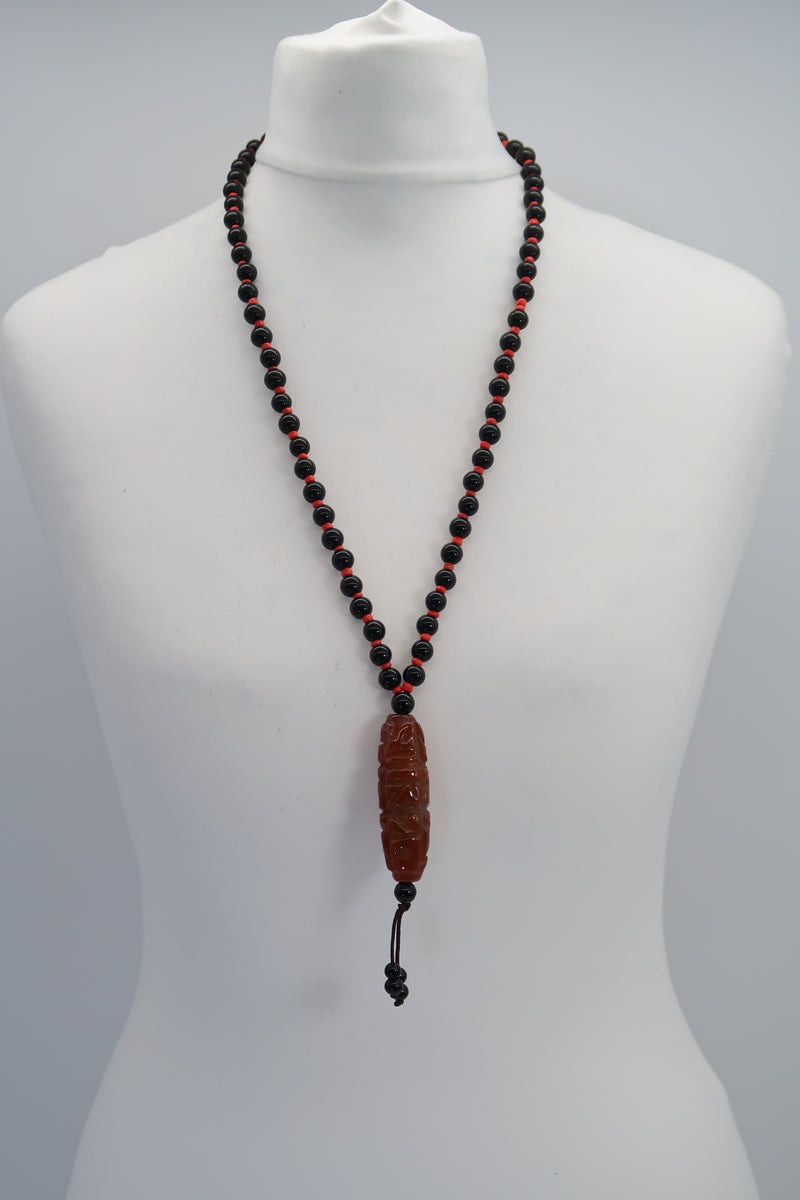 Vintage Glass Beads With Onyx Stone Pendant
