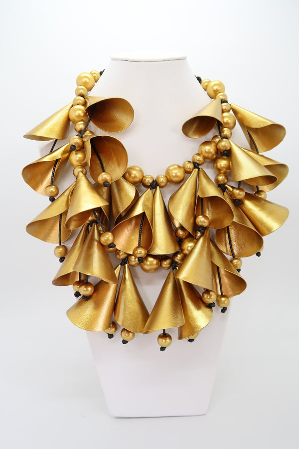 Handmade Rose Necklace – Recycled Fabric & Wooden Beads