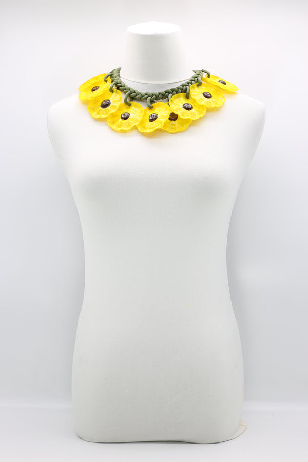 FLOWER NECKLACE MADE FROM RECYCLED PLASTIC BOTTLE - Jianhui London