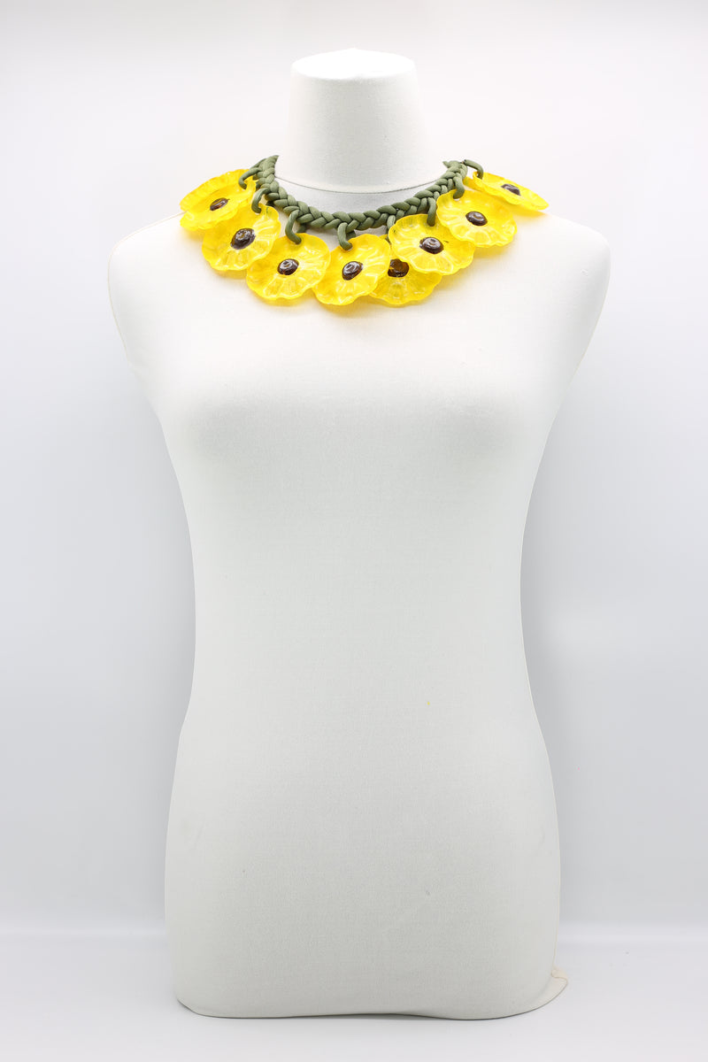 FLOWER NECKLACE MADE FROM RECYCLED PLASTIC BOTTLE - Jianhui London