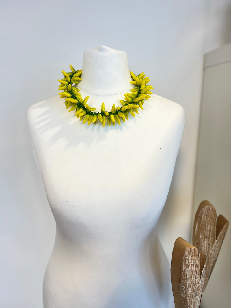 GLASS NECKLACES -SHORT