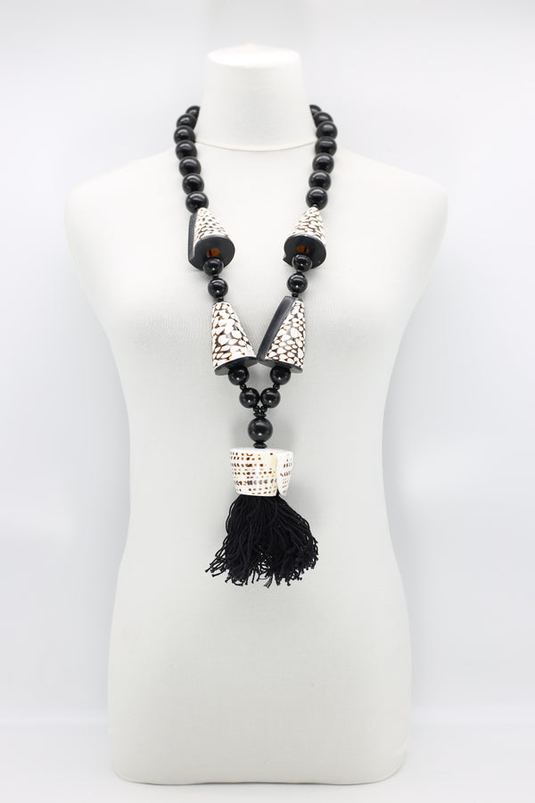 UPCYCLED CONE SEA SHELLS NECKLACE