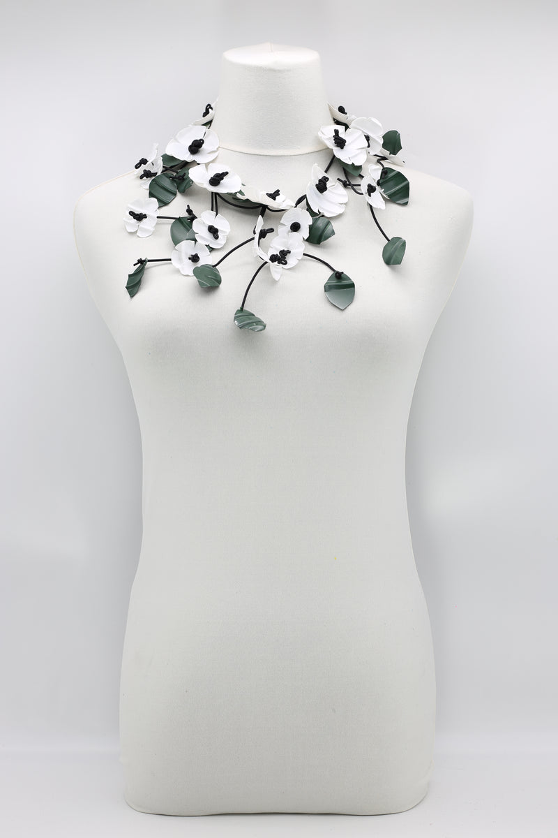UPCYCLED PLASTIC BOTTLES POPPY FLOWER NECKLACES - SHORT