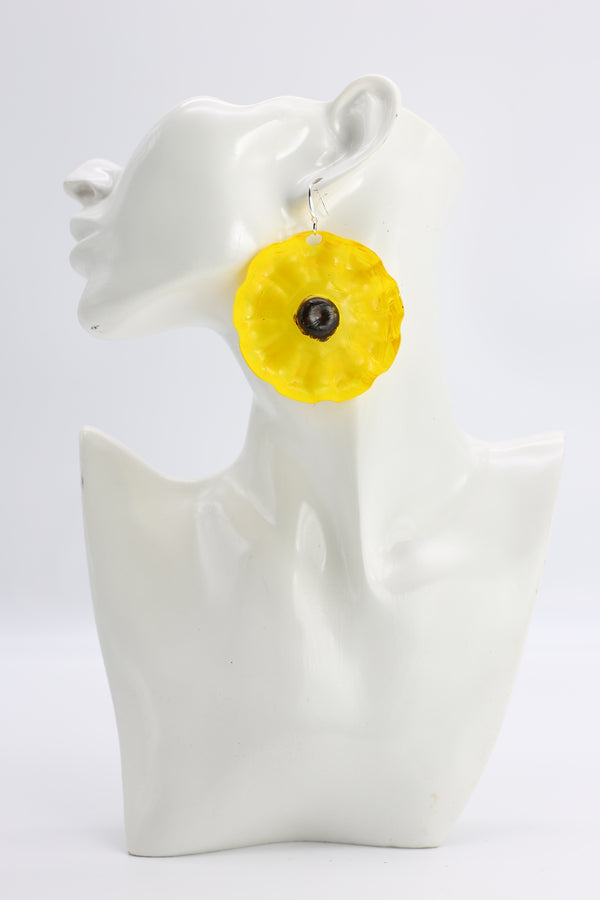 FLOWER EARRINGS MADE FROM RECYCLED PLASTIC BOTTLE