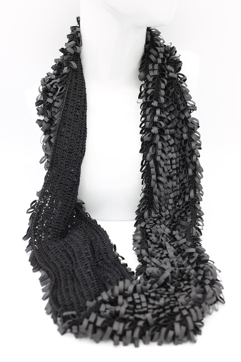 RECYCLED RUBBER LOOP SCARF BIG