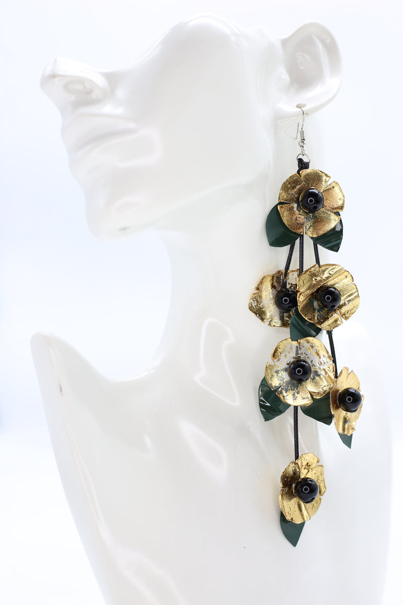 UPCYCLED PLASTIC BOTTLES POPPY WITH GREEN LEAF EARRINGS - Gilded