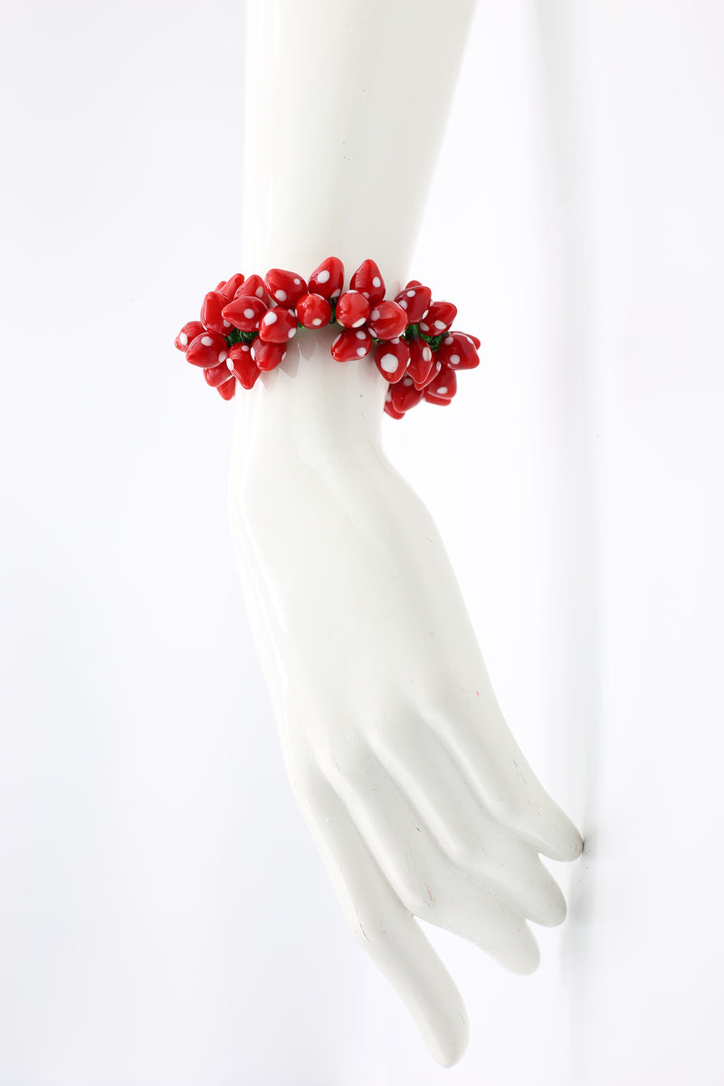 Vintage Strawberry Glass Beads necklace & Bracelet