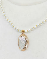 Minimalist Glass Bead Necklace with Upcycled Shell Pendant – Elegant Handmade Jewellery