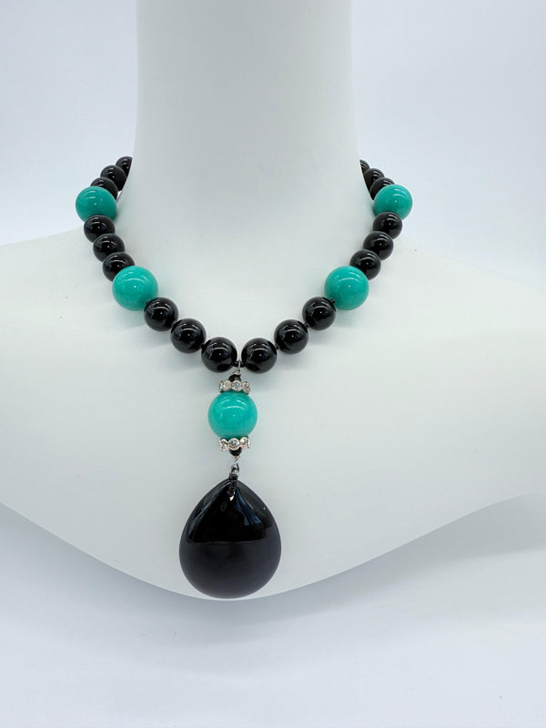 Handmade Vintage agate and turquoise Stone Necklace