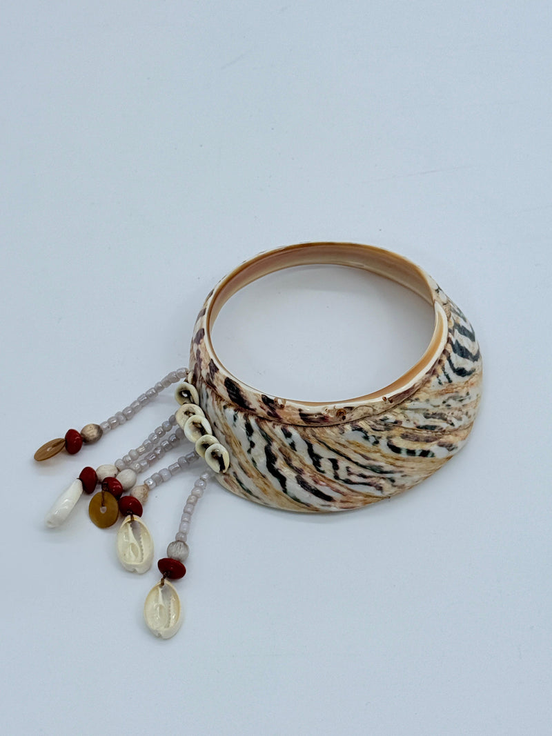 Asmat Vintage Shell Cascade Bangle Trio – Limited Edition