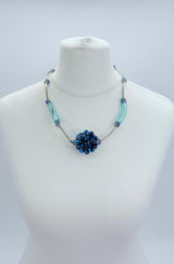 VINTAGE CRYSTAL ROUND SHAPE PENDANT NECKLACE- Short