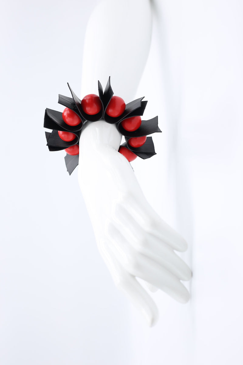 U-shaped Leatherette Ribbons & Round Beads Bracelet - Jianhui London