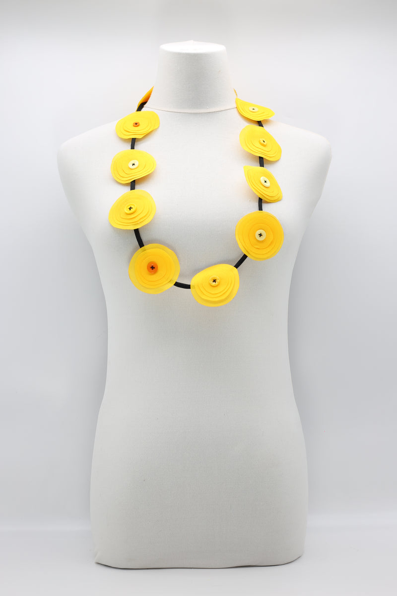 HAND MADE RECYCLED FABRIC FLOWER NECKALCE SHORT - Jianhui London