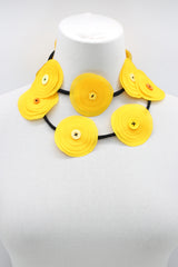 HAND MADE RECYCLED FABRIC FLOWER NECKALCE SHORT - Jianhui London