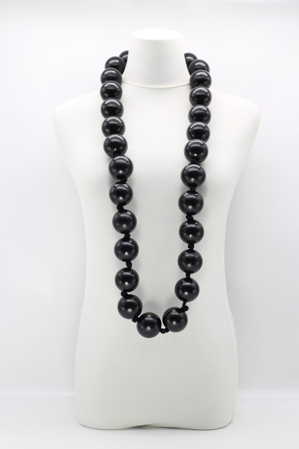 GIANT BEADS NECKLACE Jianhui London
