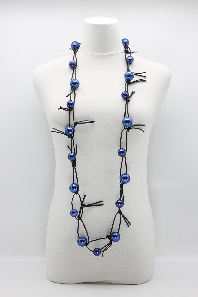 FAUX PEARLS ON LEATHERETTE CHAIN NECKLACE - BIG - Jianhui London